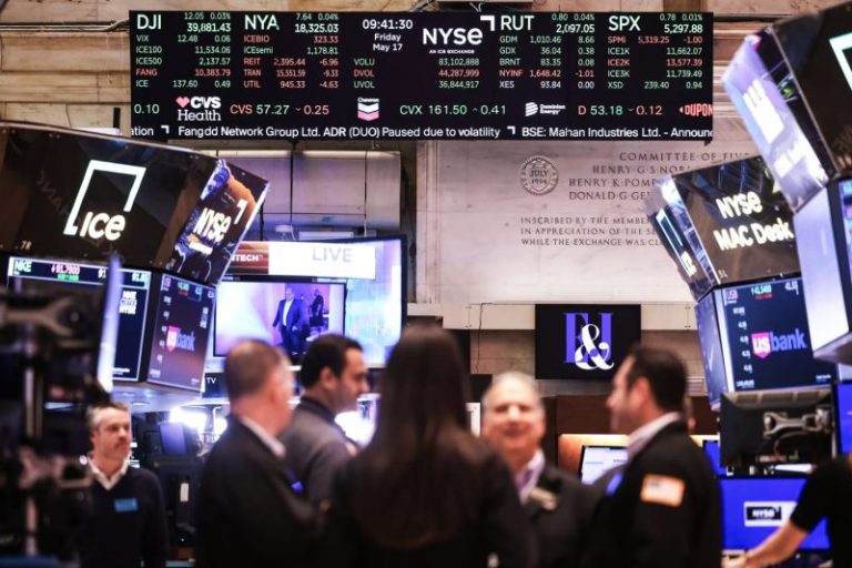 NYSE says technical issue fixed after Berkshire Hathaway wrongly falls 99%